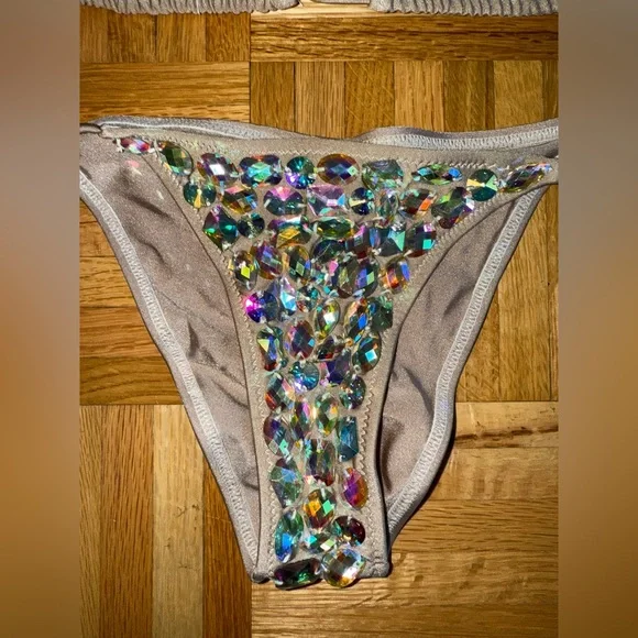 Iridescent Crystal Bikini Set Poolside - Picture 3 of 5